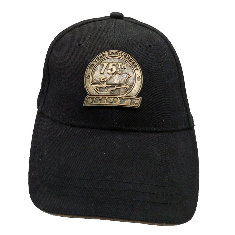 Hoyt Archery 75 Year Anniversary 75th Black Hat Strapback Cap Metal Badge